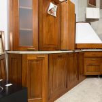 Mobile Cucina in Legno Massiccio in Noce Nuova 310x310cm 506/U