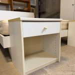 Camera da letto completa di: letto matrimoniale con rete e materasso, 2 comodini, armadio a 6 ante scomponibile USATO 4802/U