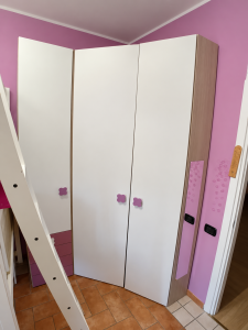 Cameretta completa di armadio angolare 3 ante con cassetti e letto a ponte USATO 1106
