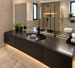 Mobile Bagno Nero Con Specchiera E Lavandino Usato 2944/U