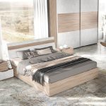 Camera da letto Ludovica con letto contenitore e armadio scorrevole 2 ante con frontale bicolore in noce chiaro e spatolato