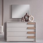 Camera da letto Sabina con letto contenitore in legno e armadio 6 ante battenti in cashmere e noce chiaro