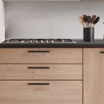 Cucina Meraviglia XL reversibile basi e colonne rovere gessato naturale e pensili rovere gessato bianco elettrodomestici inclusi