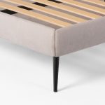Letto una piazza e mezza Stiletto con rete fissa in tessuto Enjoy 20 grigio chiaro