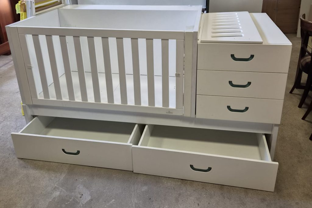 Lettino Combinato Trasformabile Per Bambini Usato 1059