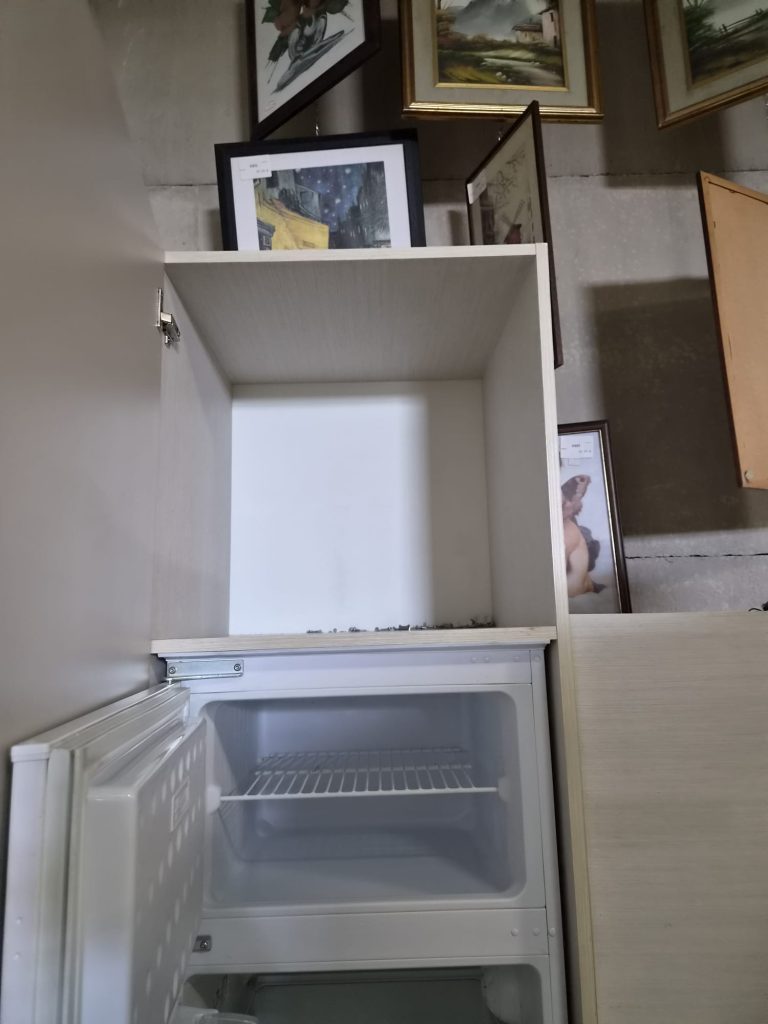 Cucina Completa Di Elettrodomestici Usata 1095