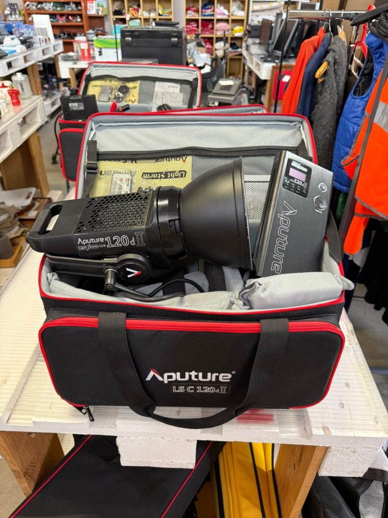 Kit Luce Led Aputure Lsc 120 Dh Usato 2557