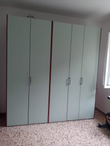 Armadio 5 Ante+Comò+2 Comodini+Specchio Usata 1098