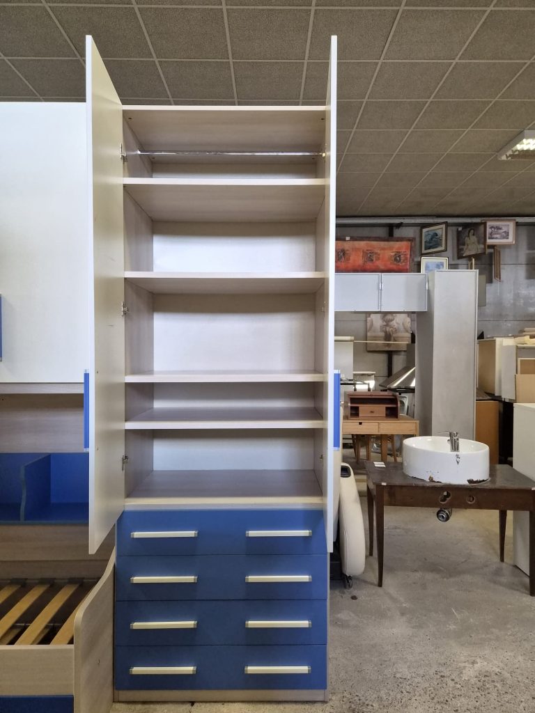 Armadio A Ponte Con Due Letti Usato 1099