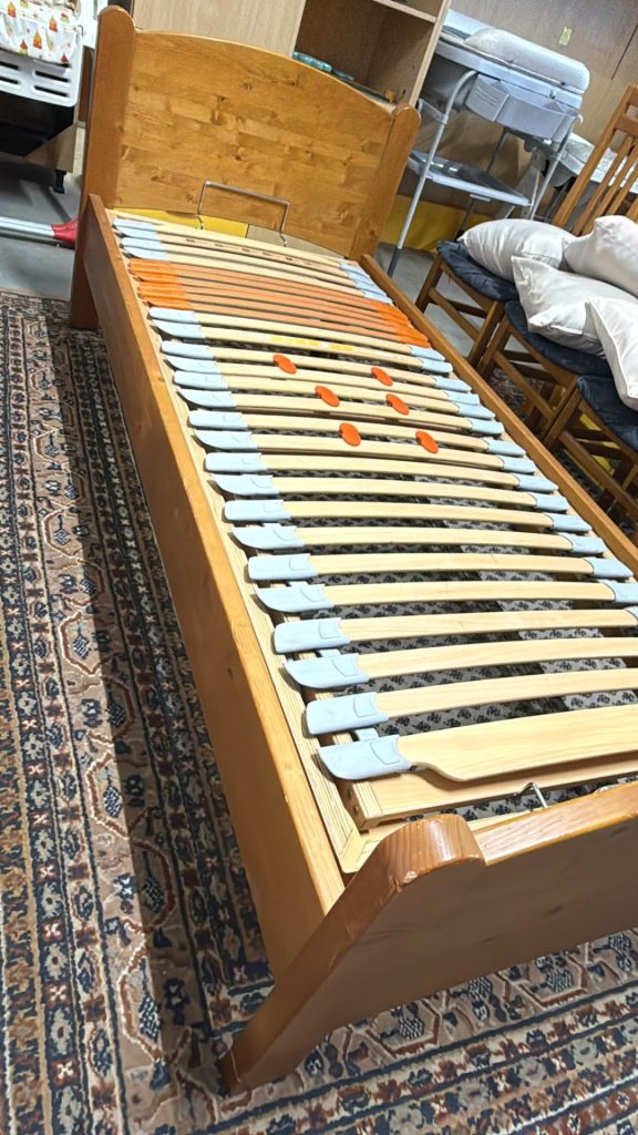 Letto Singolo Completo Di Rete A Doghe Usato 4683