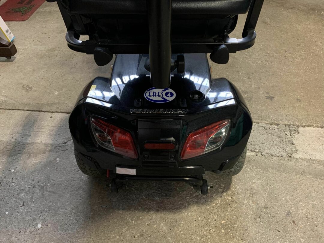 Scooter elettrico Ceres Deluxe per disabili e anziani S-04 - immagine 4