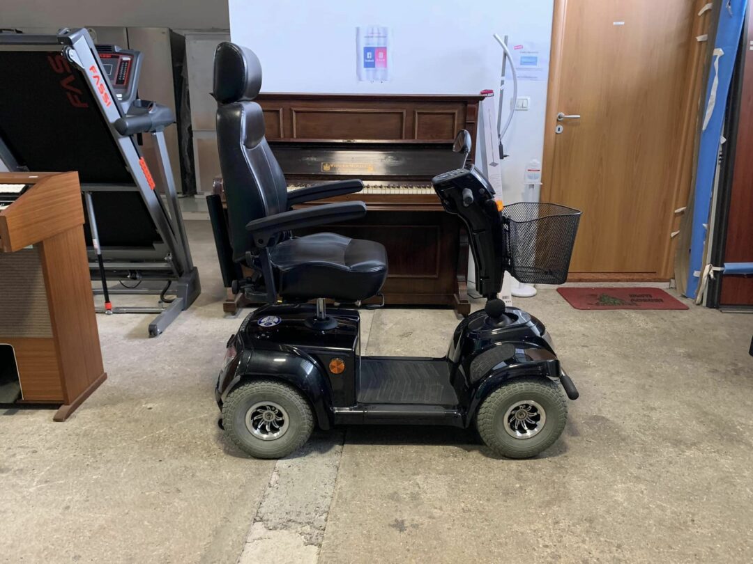 Scooter elettrico Ceres Deluxe per disabili e anziani S-04 - immagine 2