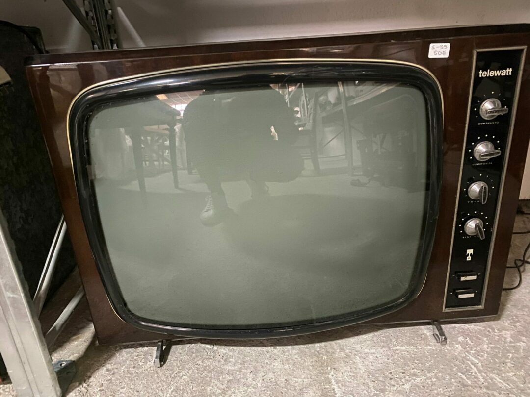 Tv antica S-39