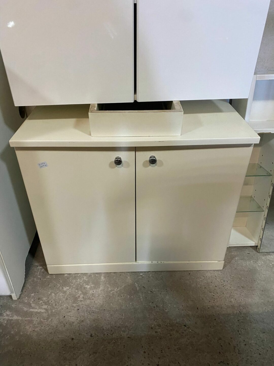 Mobiletto bagno predisposto al lavandino S-254