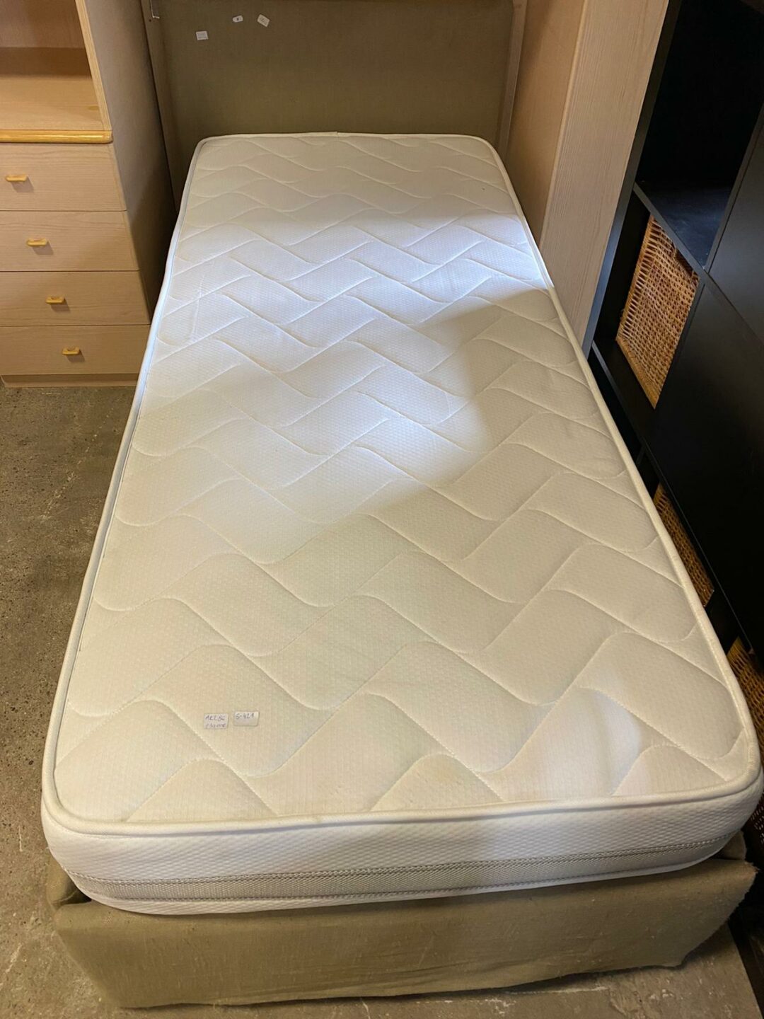 Materasso nuovo mai usato S-421