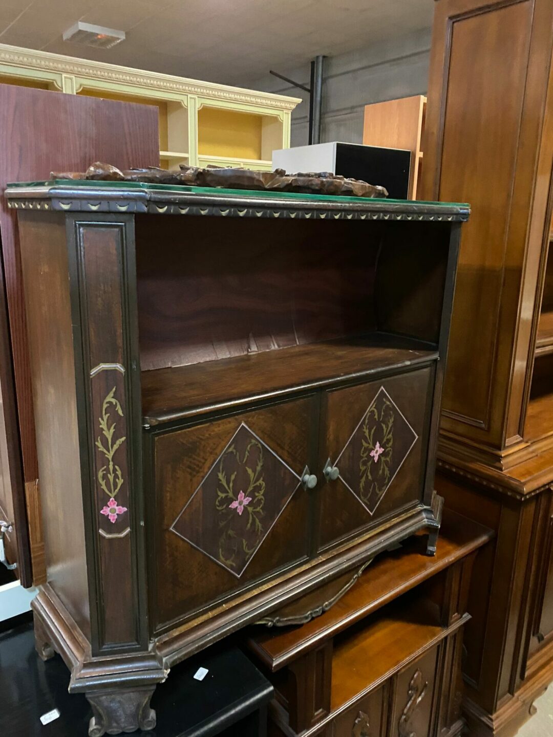 Mobile legno/tv con due porte S-448