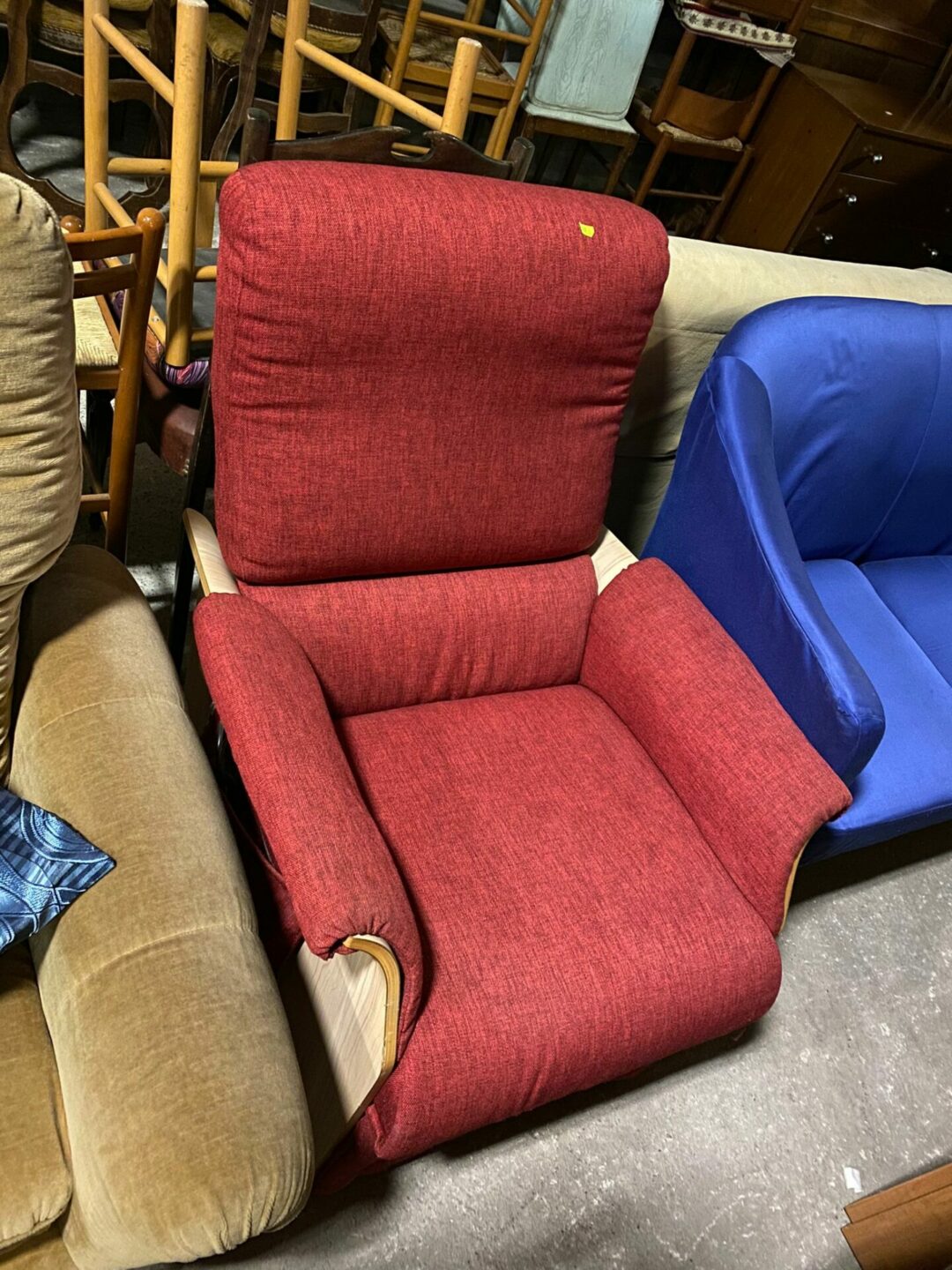 Poltrona rossa S-525