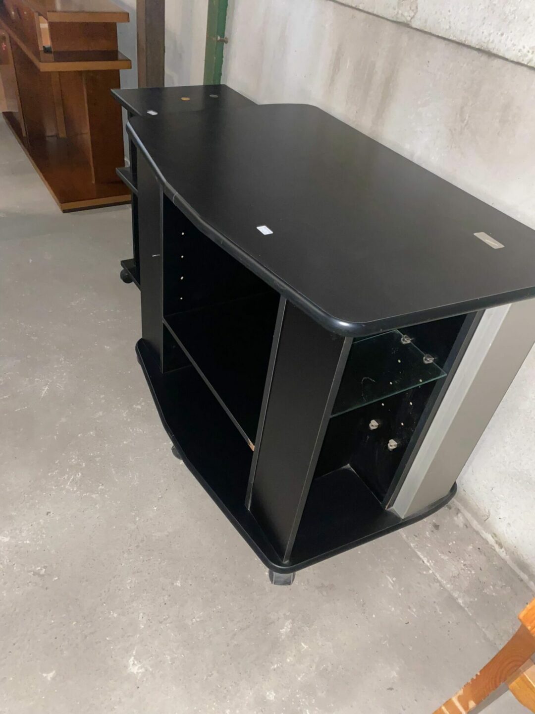 Mobile basso tv con ripiani S-648 - immagine 2