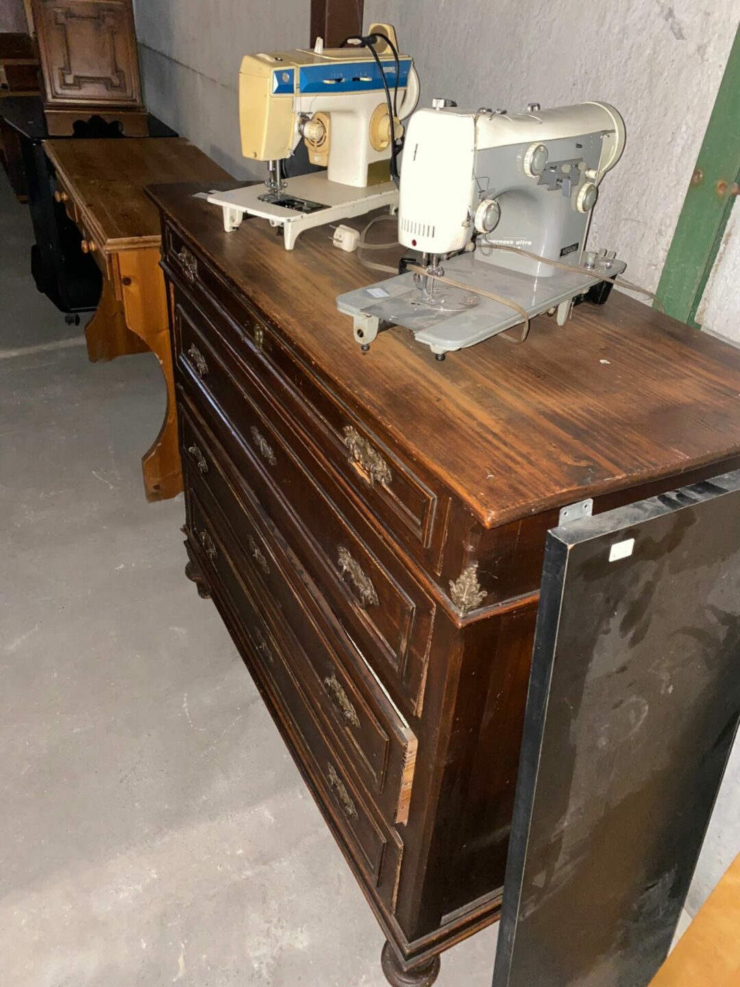 Comó antico con 4 cassetti S-675 - immagine 2