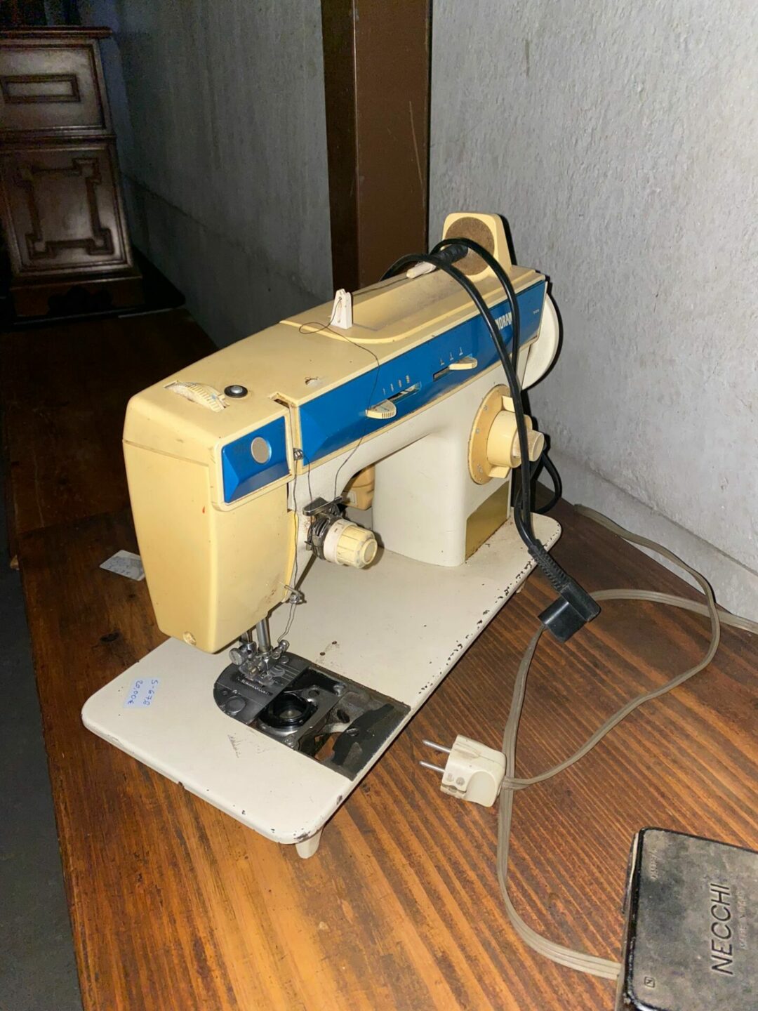 Macchina da cucire solo testata S-676