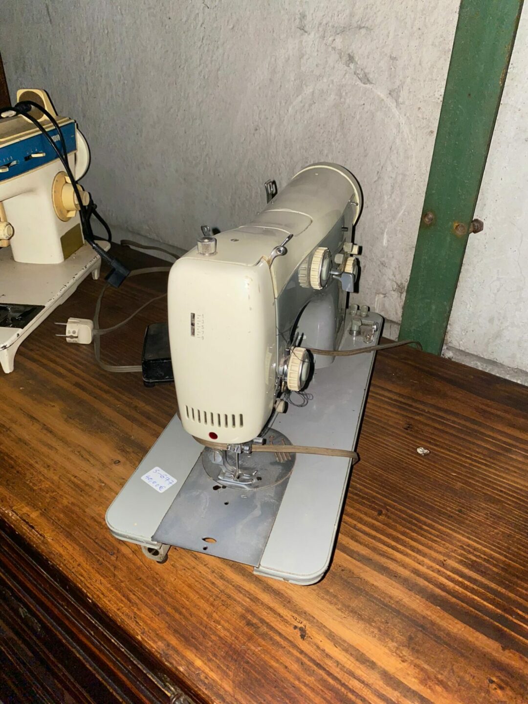 Macchina da cucire solo testata S-677 - immagine 2