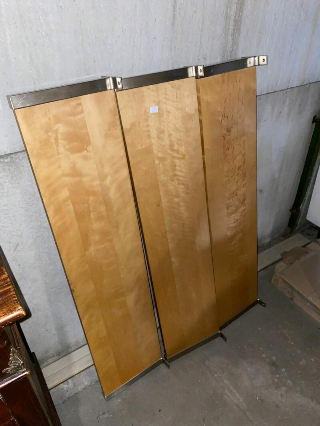 3 mensole in legno con lati in ferro S-679