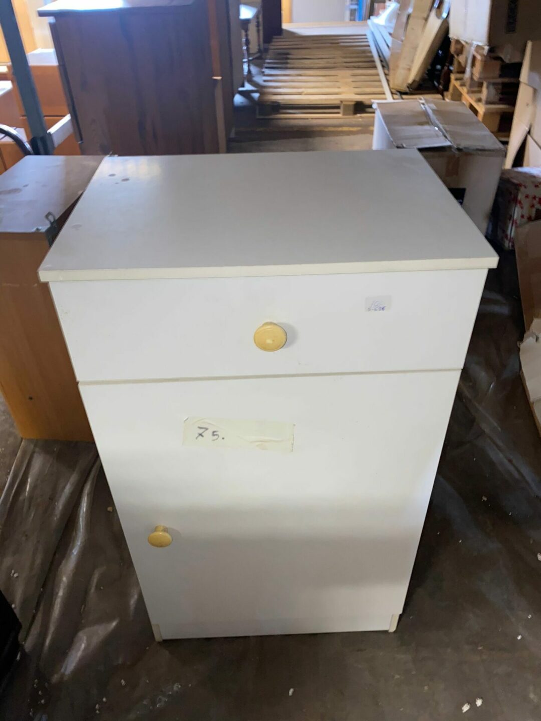 Comodino alto bianco S-696