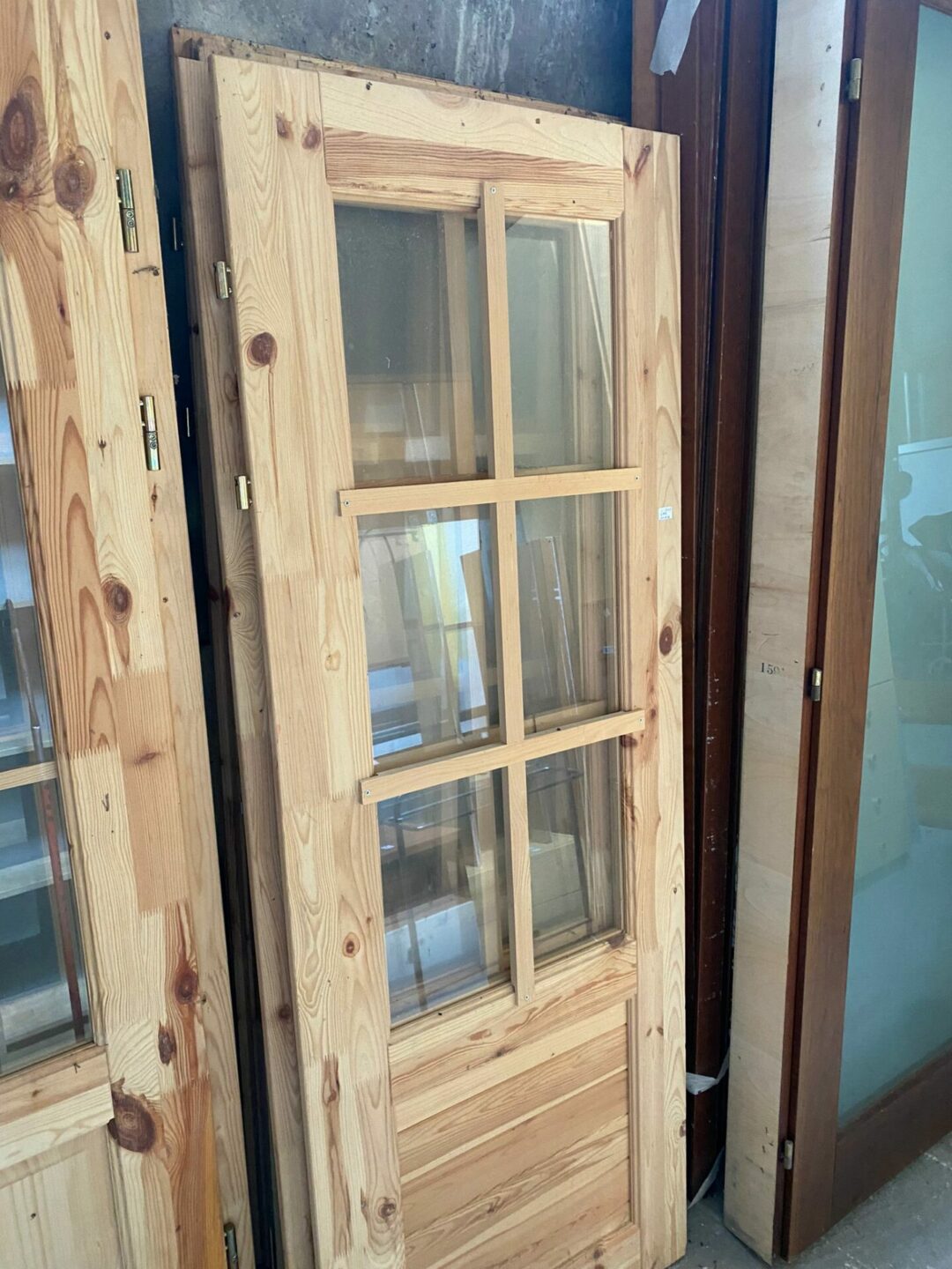 Porta in legno doppia nuova grezza con vetri S-761