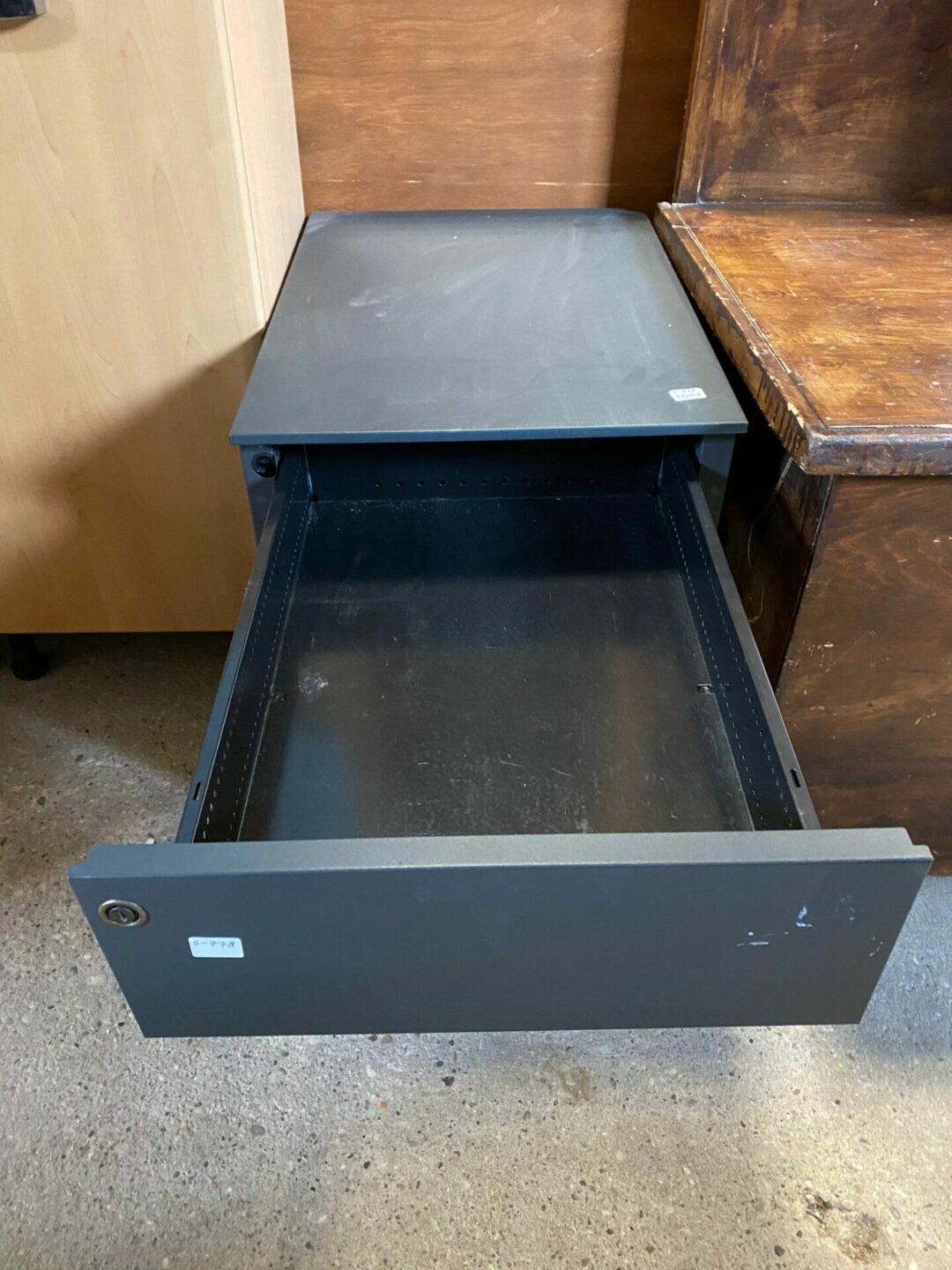 Cassettiera in ferro 3 cassetti S-778 - immagine 2