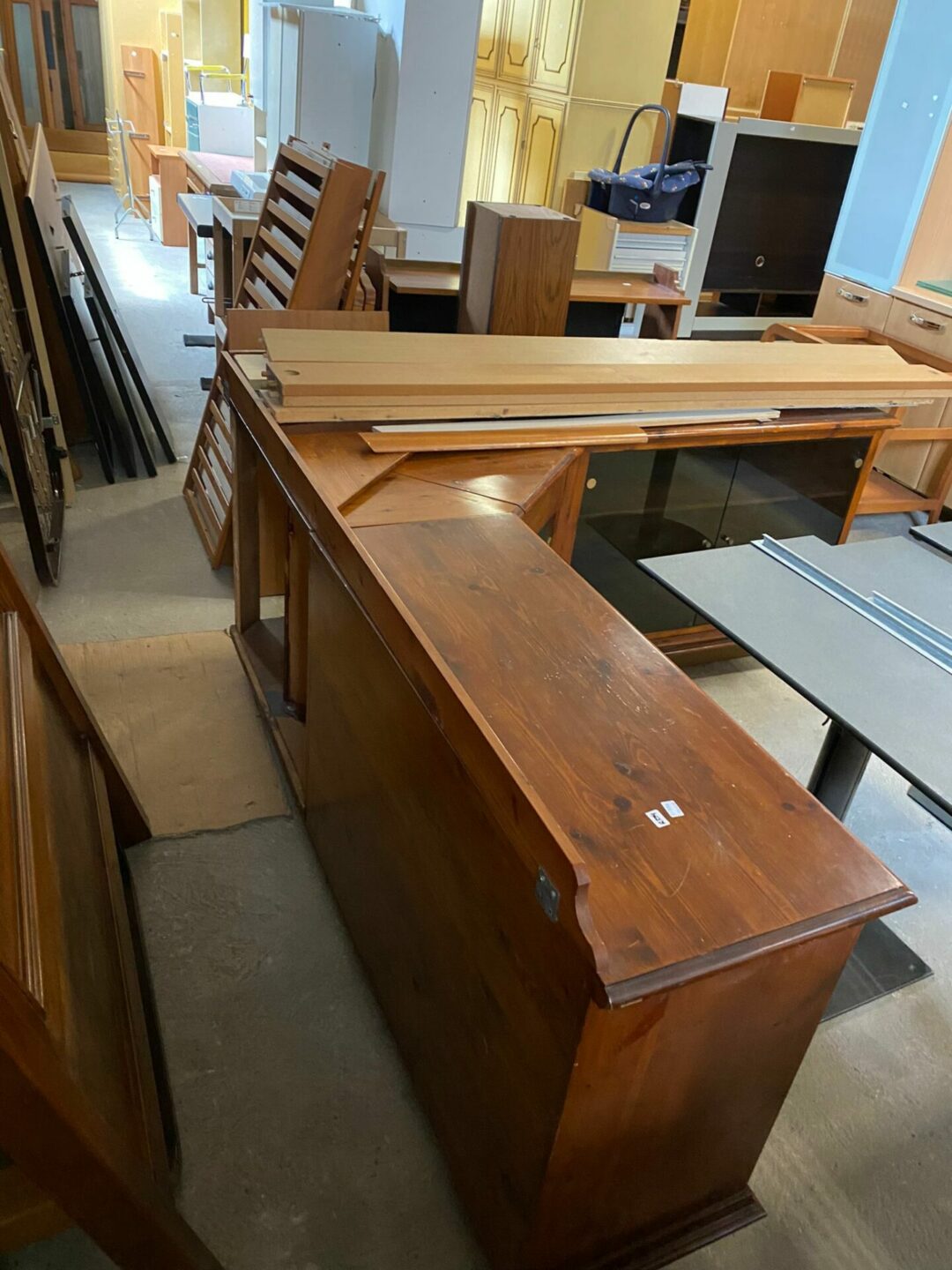 Mobile in legno angolare basso con vetrina S-779 - immagine 5