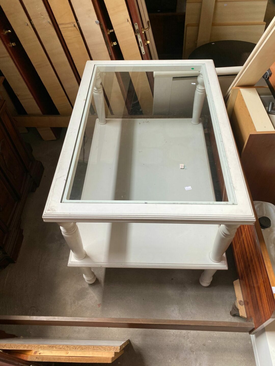 Tavolo bianco con vetro e ripiano in legno S-801