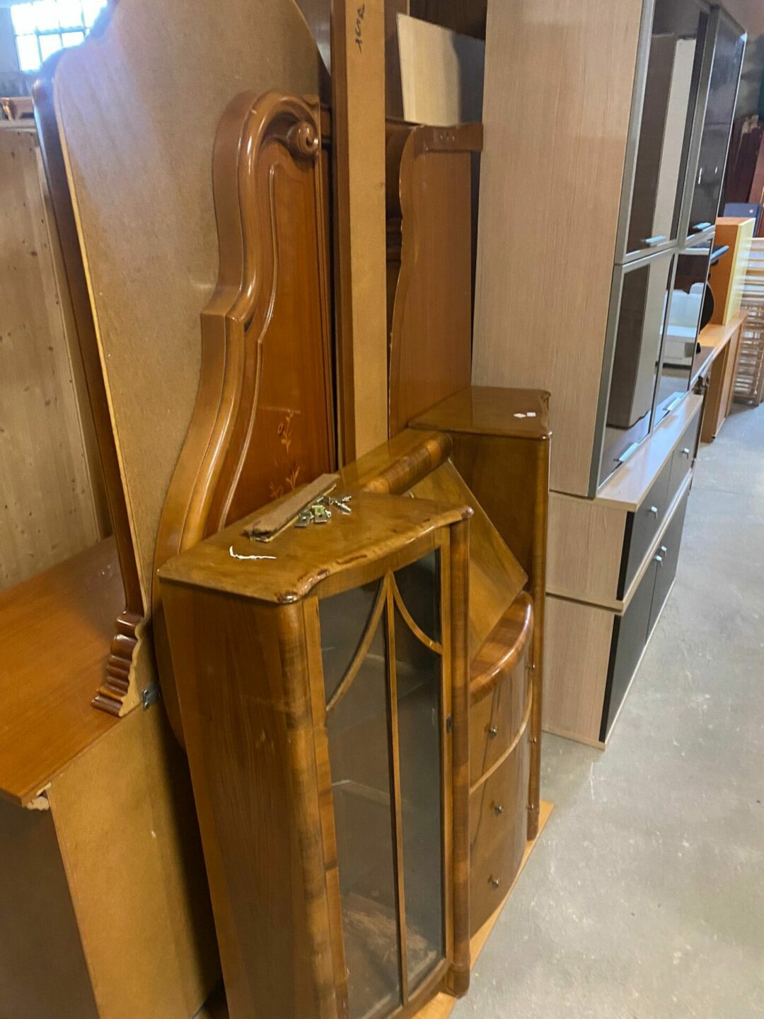 Mobile in legno tipo vetrina S-832 - immagine 4