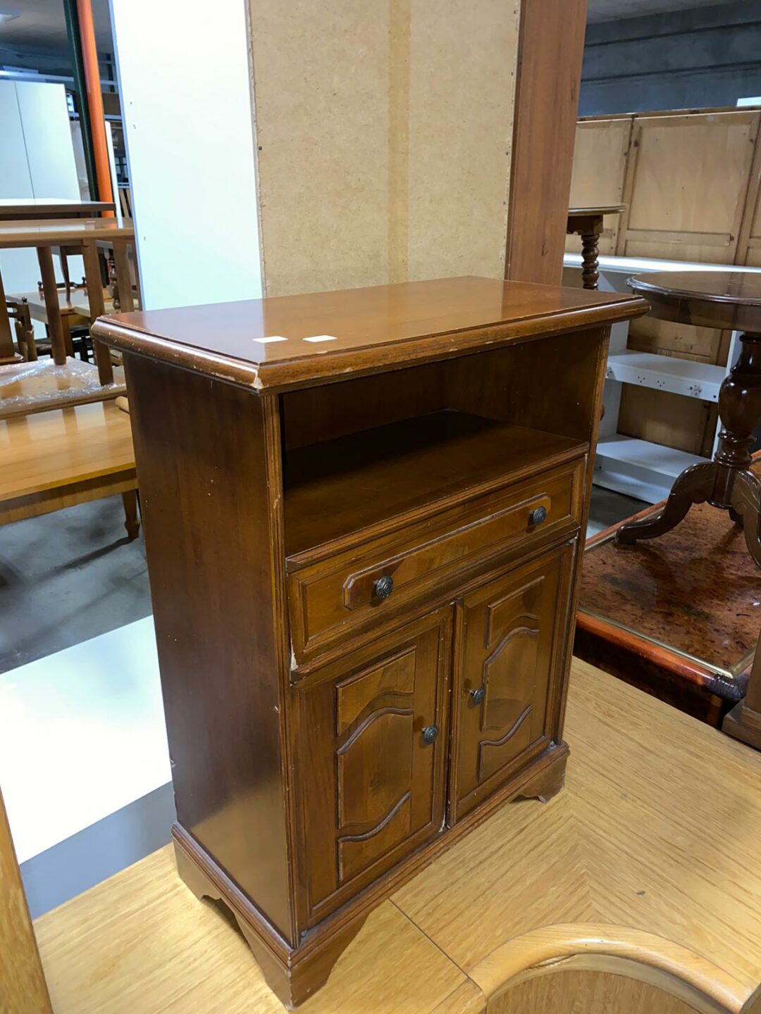 Comodino in legno S-856