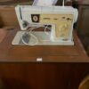 Macchina da cucire con mobile S-1274