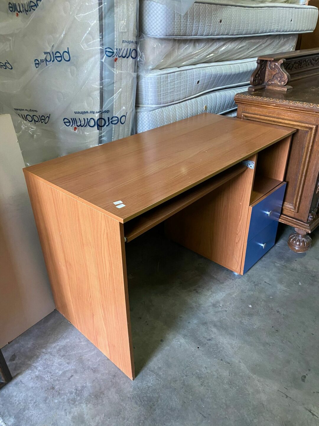 Scrivania con 2 cassetti S-1215