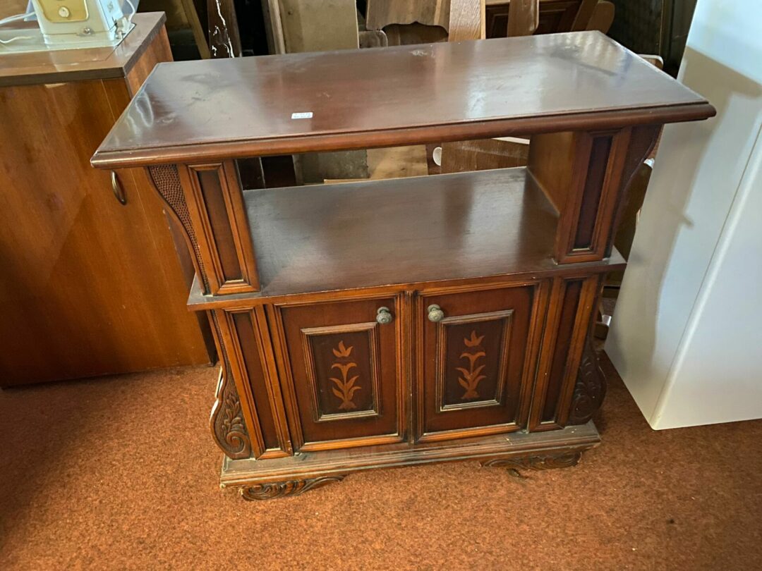 Mobile in legno con due porte S-1277