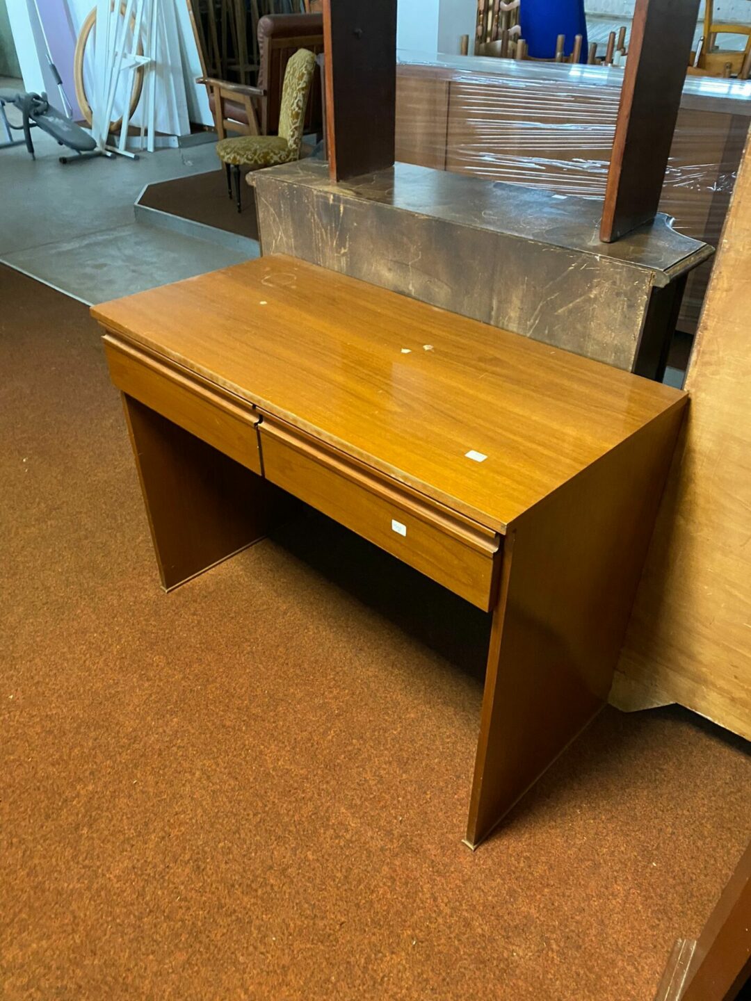 Scrivania in legno con due cassetti S-1294 - immagine 2