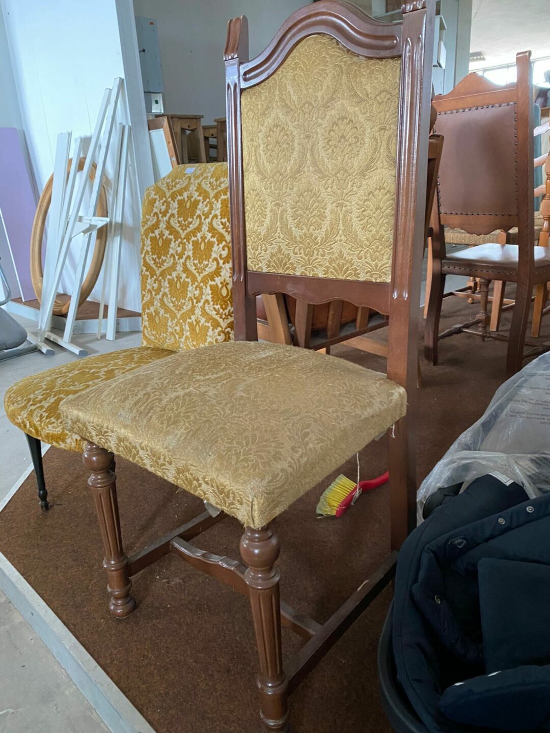Sedia in legno con seduta in paglia S-1325