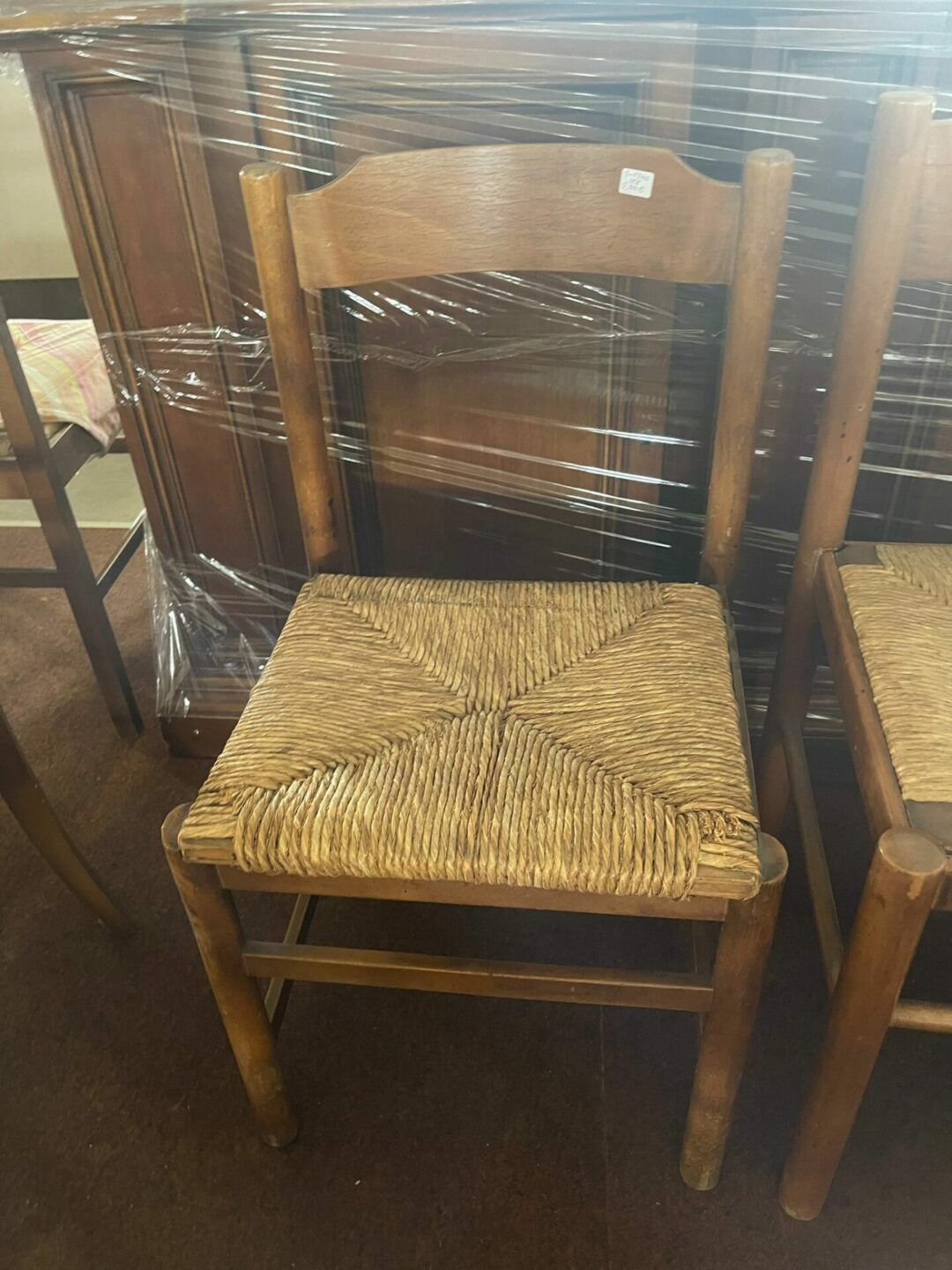 Sedia in legno con seduta in paglia S-1346