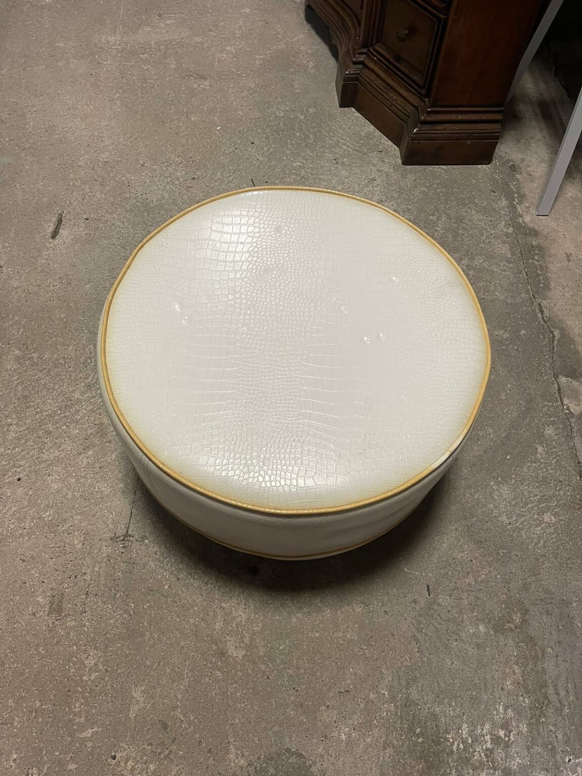 Pouf in pelle bianco S 1460 - immagine 2