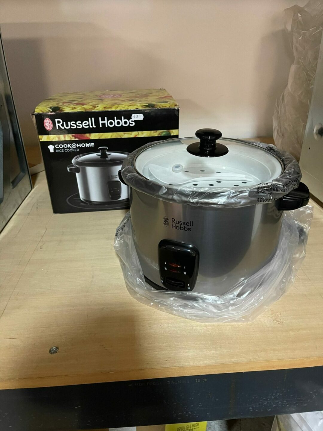 Russell Hobbs Cuoririso prodotto nuovo 2 anni di garanzia S 1606