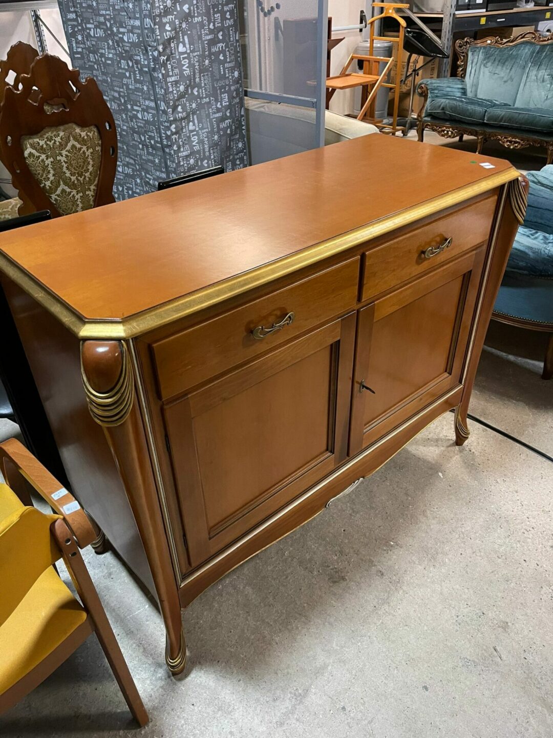 Mobile credenza con 2 porte e due cassetti in legno - prodotto nuovo C.V. Art.251 S 1610