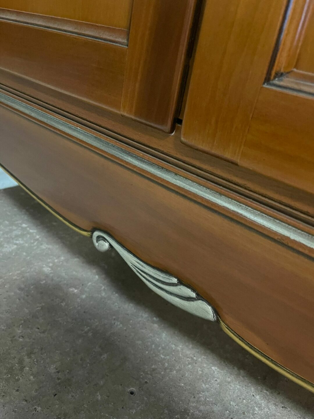 Mobile credenza con 2 porte e due cassetti in legno - prodotto nuovo C.V. Art.251 S 1610 - immagine 5