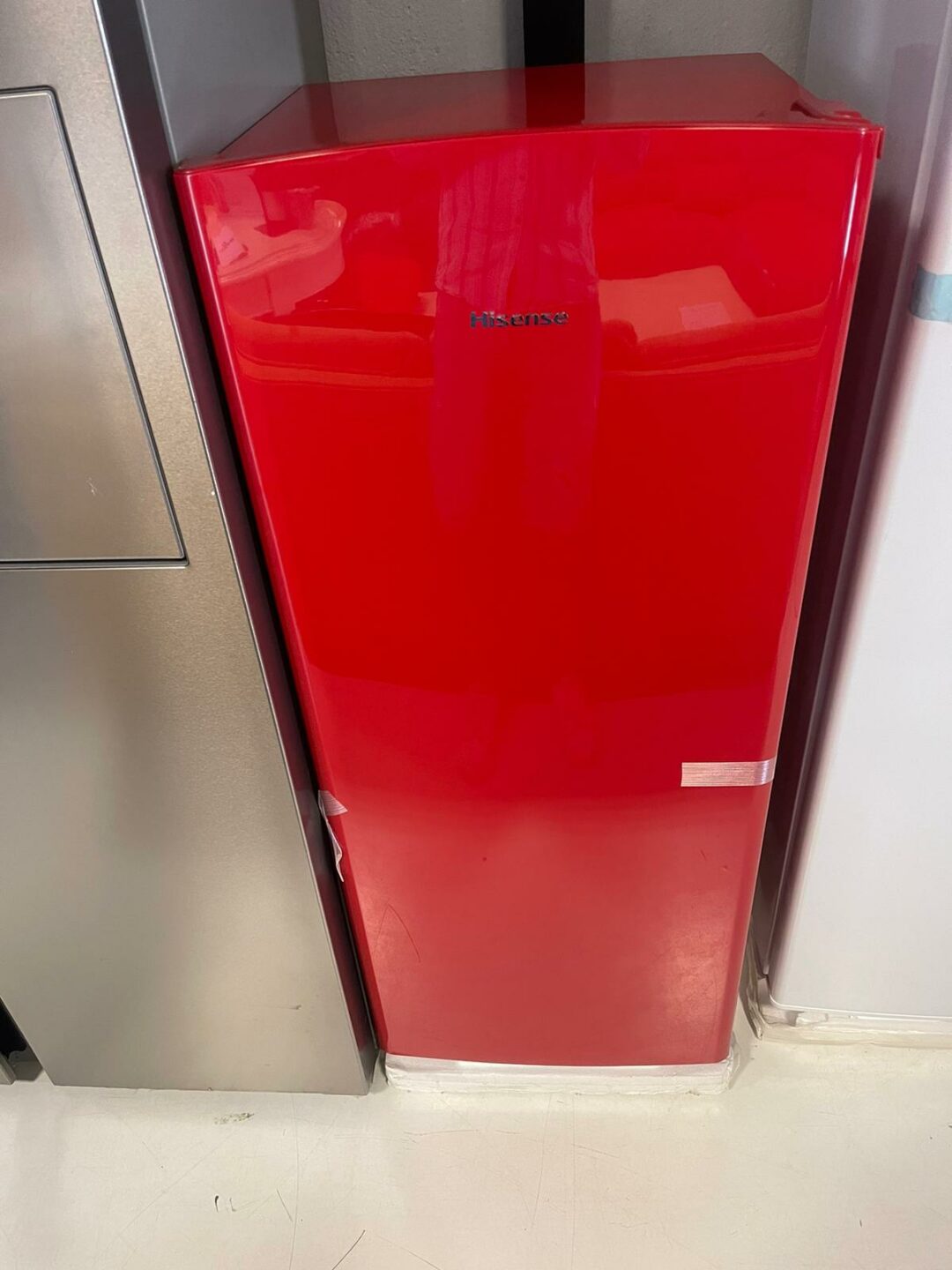 Frigorifero hisense rr220d4erf nuovo con 2 anni di garanzia S 1640