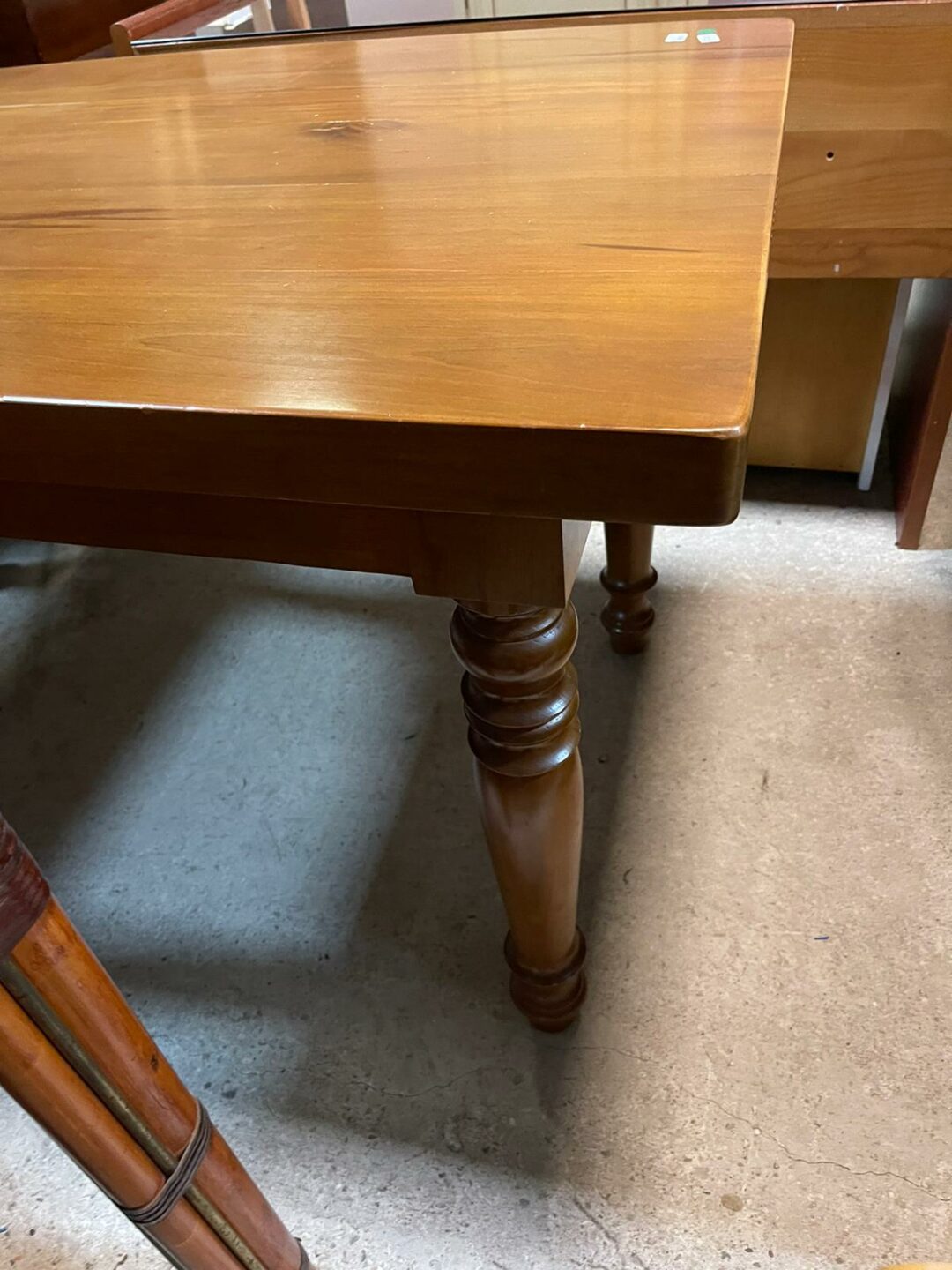 Tavolo in legno massiccio c.v. Art.122 S 1683 - immagine 2