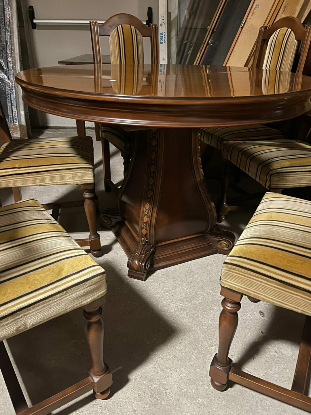 Tavolo allungabile tondo in legno massiccio senza sedie S 1778 - immagine 4