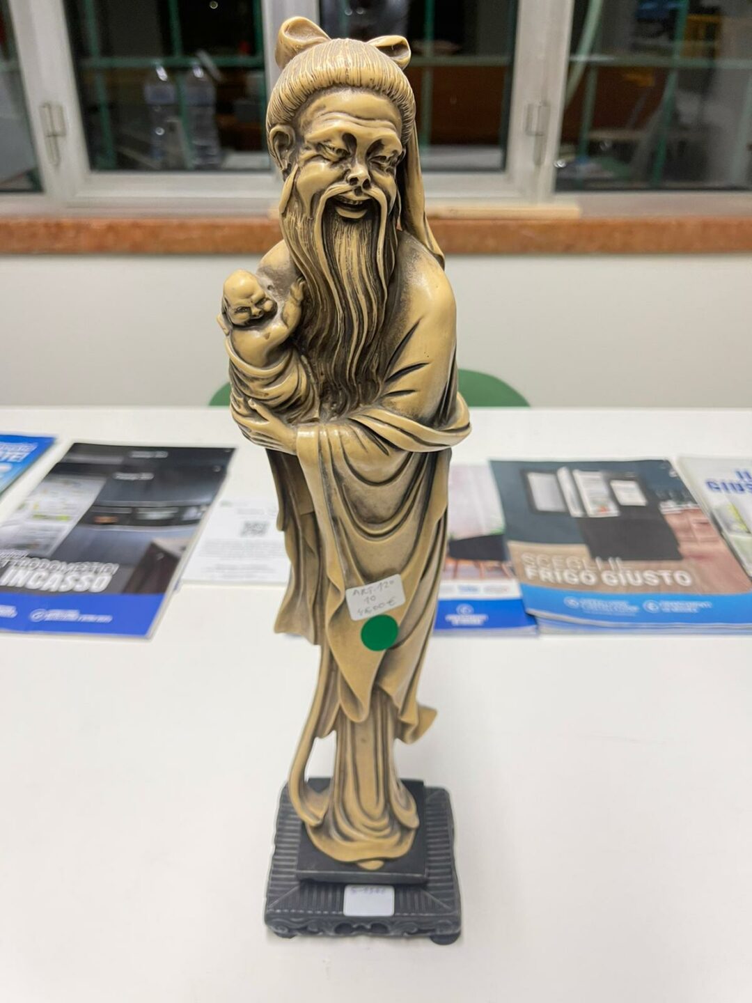 Statuetta orientale, scultura giapponese in resina vintage anni 50 C.V. ART.120 S 1561
