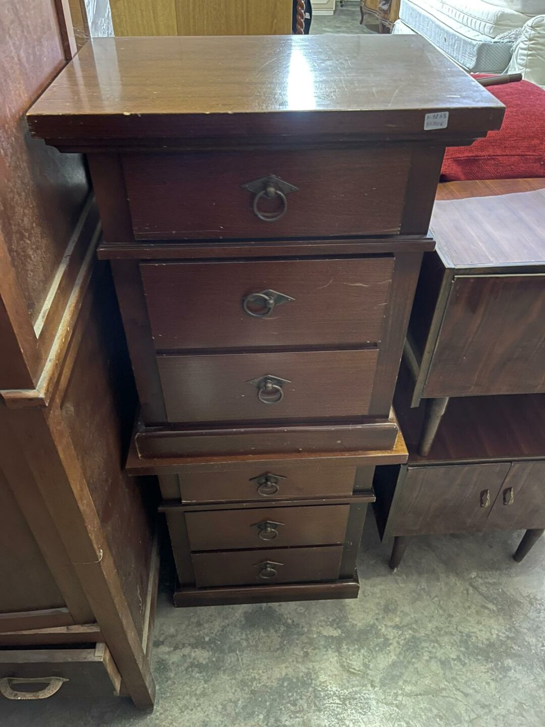 2 comodini in legno massiccio S 1833