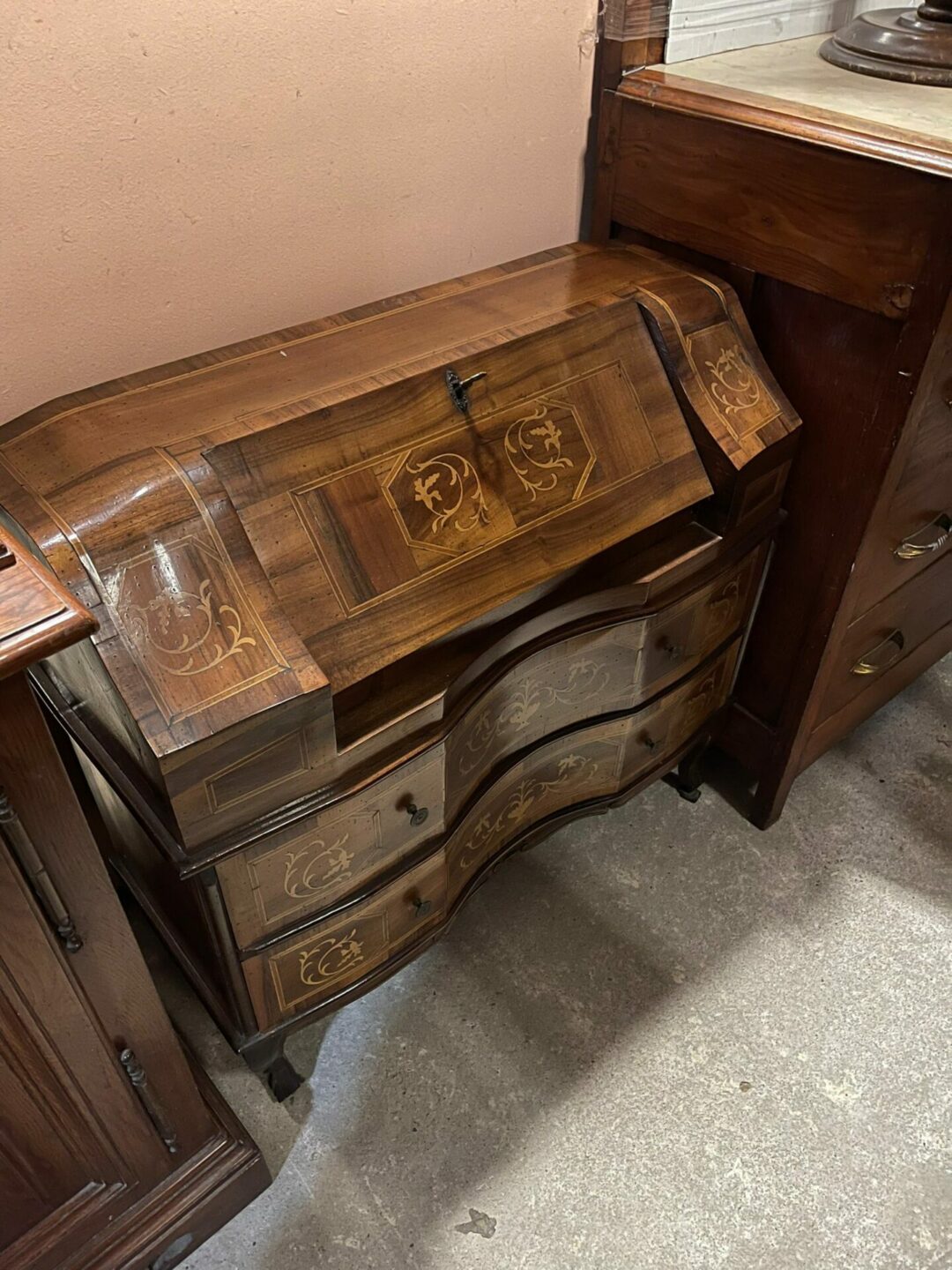Ribaltina/comó con cassetti intarsiato in legno massiccio S 1939 - immagine 3