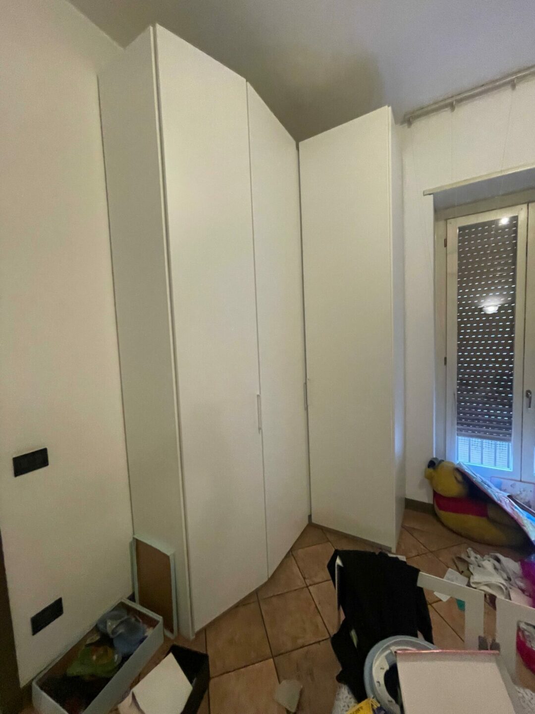 Armadio bianco in 3 ante con cabina S 1903 - immagine 2
